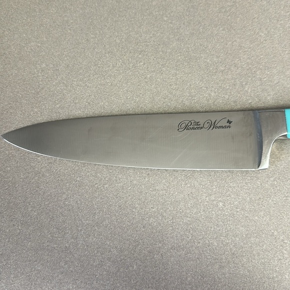 Pioneer Woman 8 in knife with Turquoise handle in good used condition - Picture 7 of 11